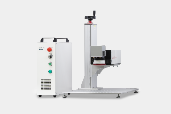 UVレーザーマーカー LM110U。熱影響を最小限に抑えた高品質マーキング