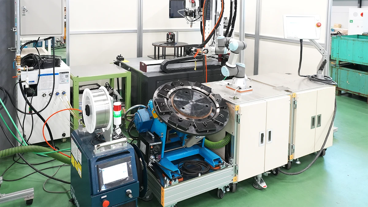 株式会社パパス SLW-1500A/SLW-ROBOT 設置風景