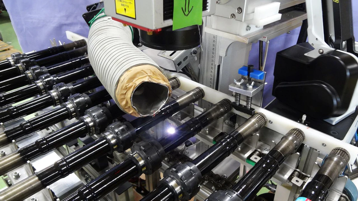 エヌケーエヌ株式会社 LM110C 垂直照射セットアップ