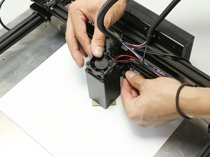 レーザーユニットの高さ調整・加工準備(差し替え用) | FABOOL レーザーユニットの高さ調整・加工準備(差し替え用) | FABOOL